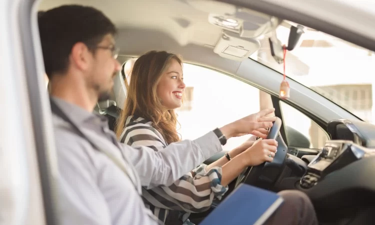 Top Qualities to Look for in a Good Driving School